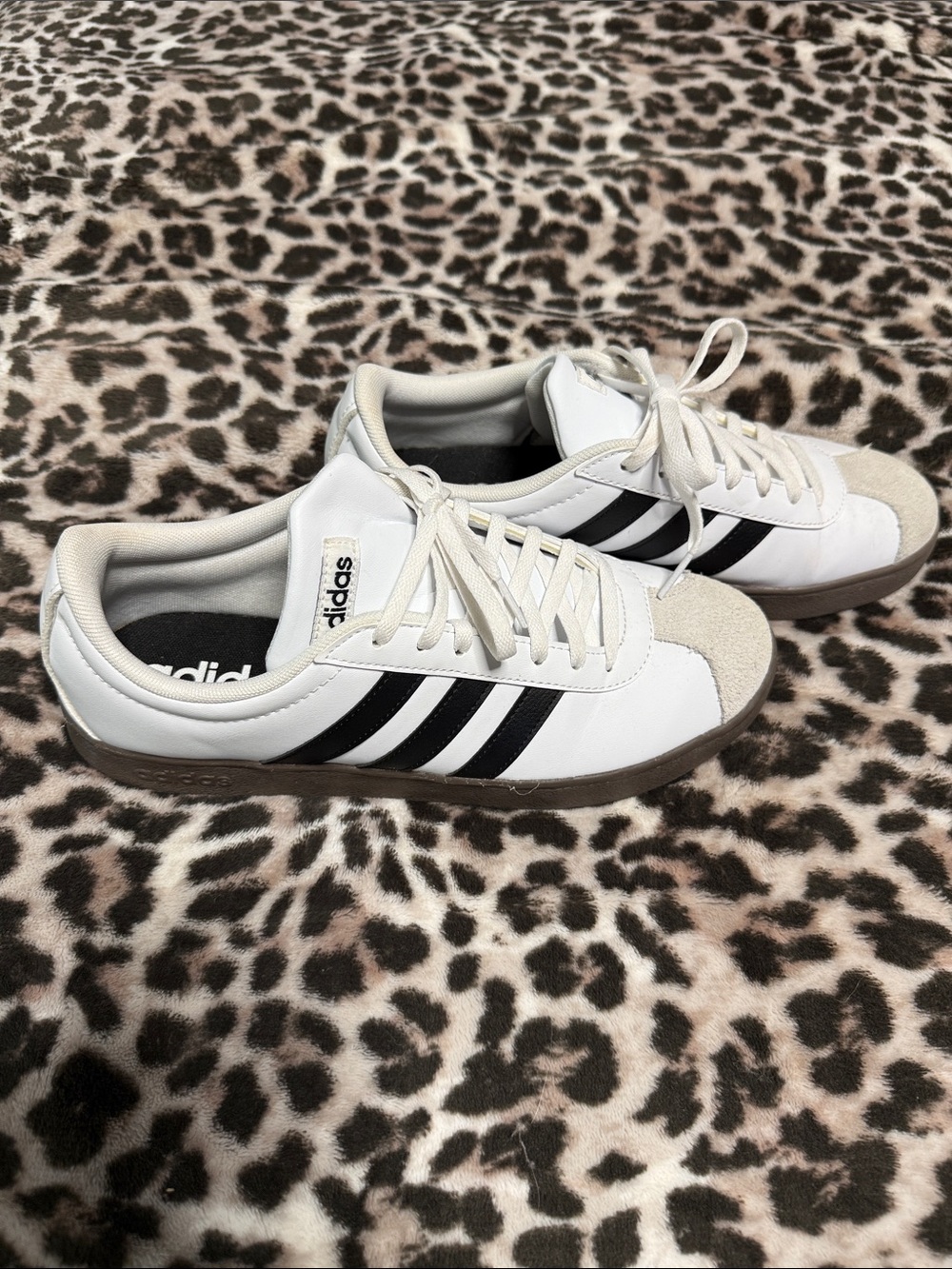 adidas Women’s Classic Adidas White Sneakers with Black Stripes - Picture 2 of 5
